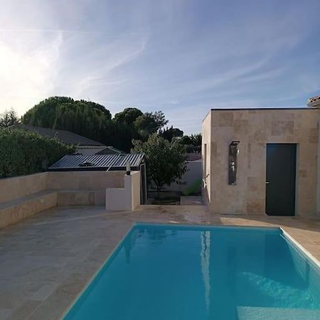 Charmant Studio Avec Piscine Villemoustaussou Экстерьер фото